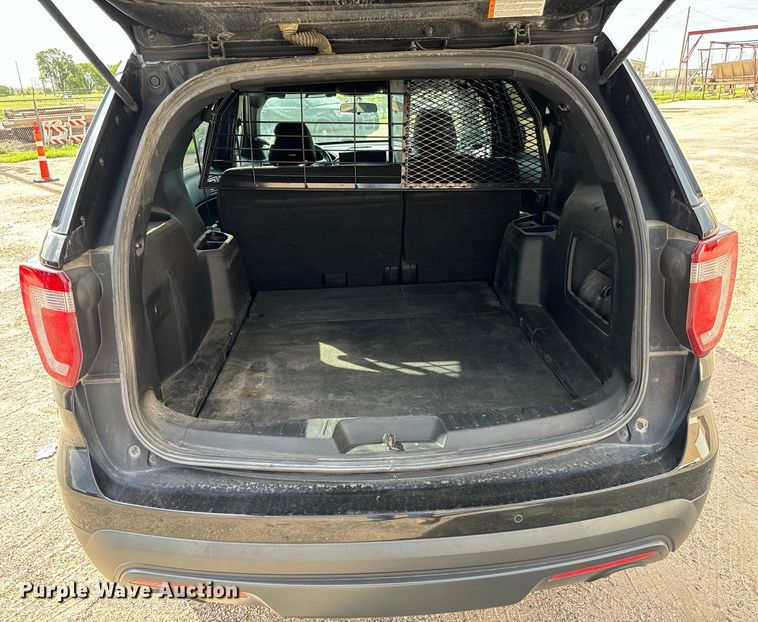image for item LF9978 2017 Ford Explorer Police Interceptor SUV