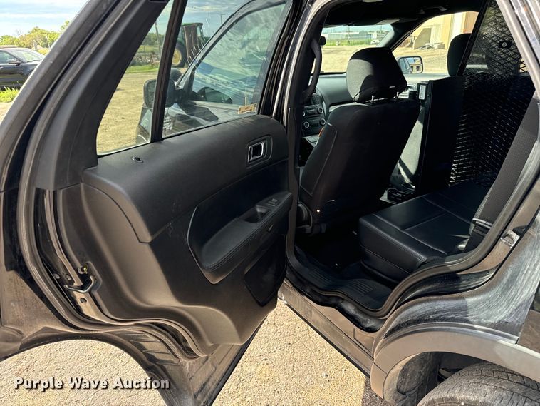 image for item LF9978 2017 Ford Explorer Police Interceptor SUV