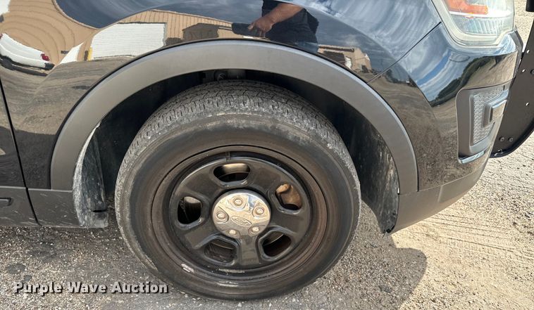 image for item LF9978 2017 Ford Explorer Police Interceptor SUV