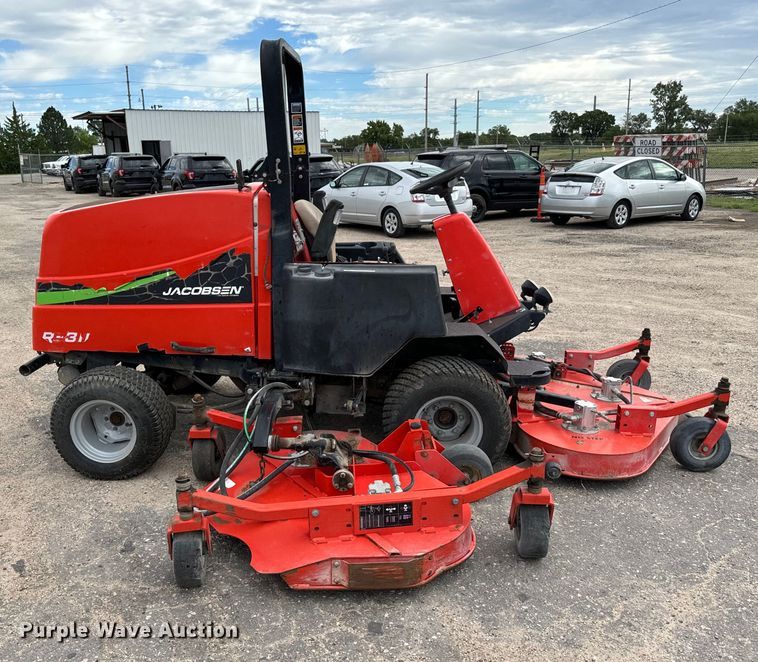 image for item LF9983 Jacobsen  R311 lawn mower