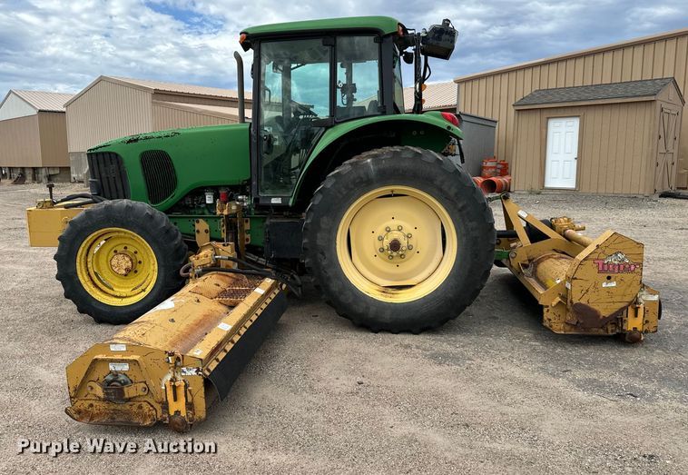 image for item LF9984 2003 John Deere 6615 MFWD tractor