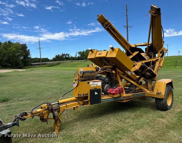 image for item LF9987 2000 Vermeer TS-44A tree spade