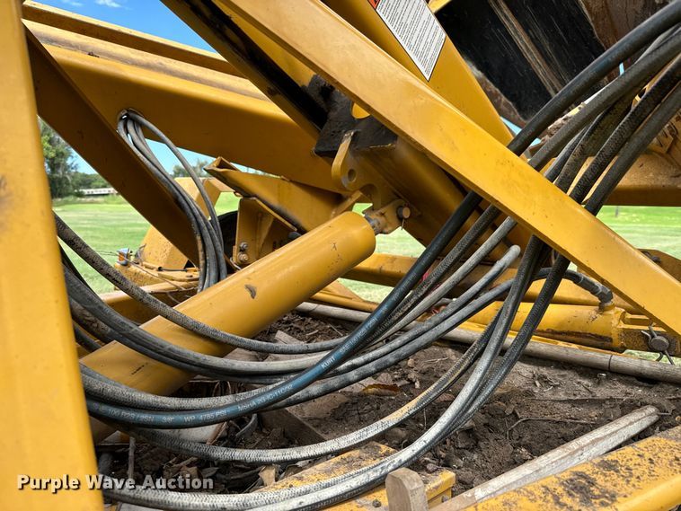 image for item LF9987 2000 Vermeer TS-44A tree spade