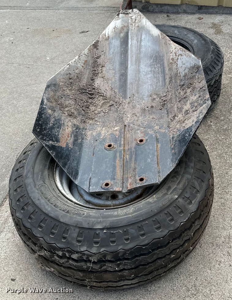 image for item LF9987 2000 Vermeer TS-44A tree spade