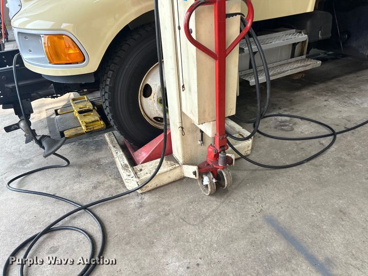 image for item LR9434 Stertil Koni  four post lift