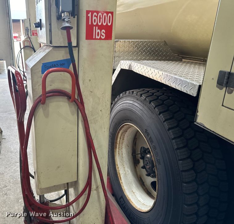 image for item LR9434 Stertil Koni  four post lift