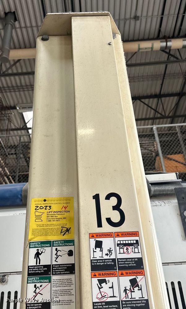 image for item LR9435 Stertil Koni four post lift