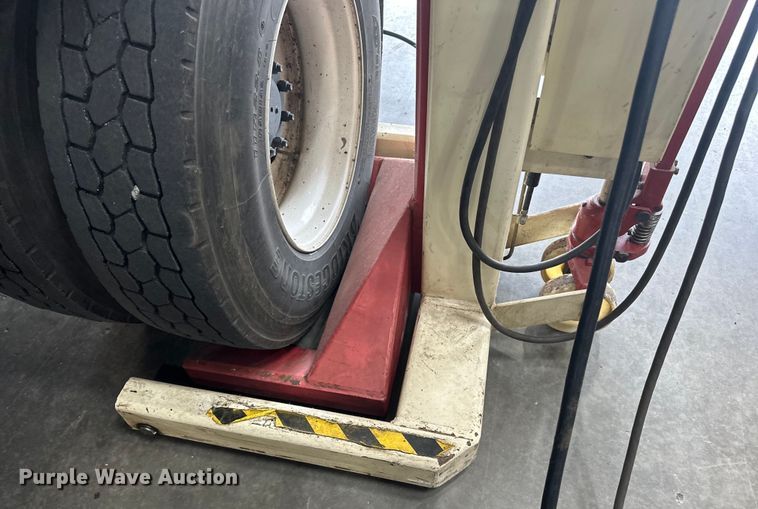 image for item LR9435 Stertil Koni four post lift