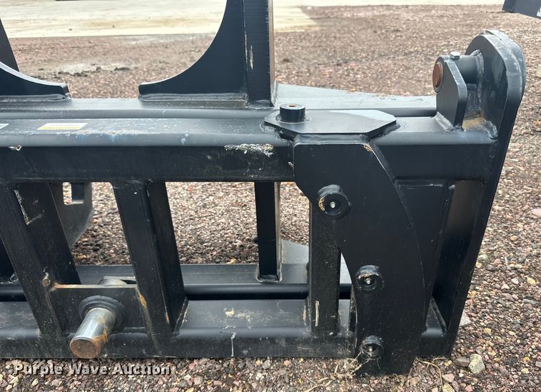 image for item LR9437 Caterpillar  quick coupler