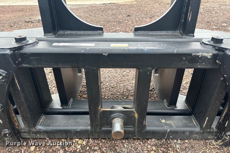 image for item LR9437 Caterpillar  quick coupler