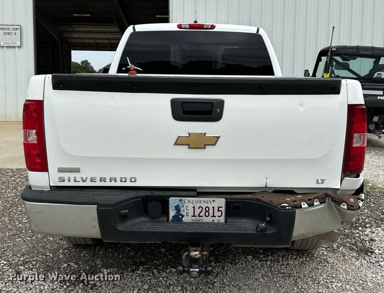 image for item NQ9758 2010 Chevrolet  Silverado 1500 Ext. Cab pickup truck