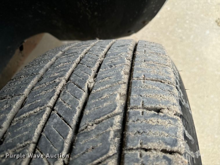 image for item NQ9758 2010 Chevrolet  Silverado 1500 Ext. Cab pickup truck