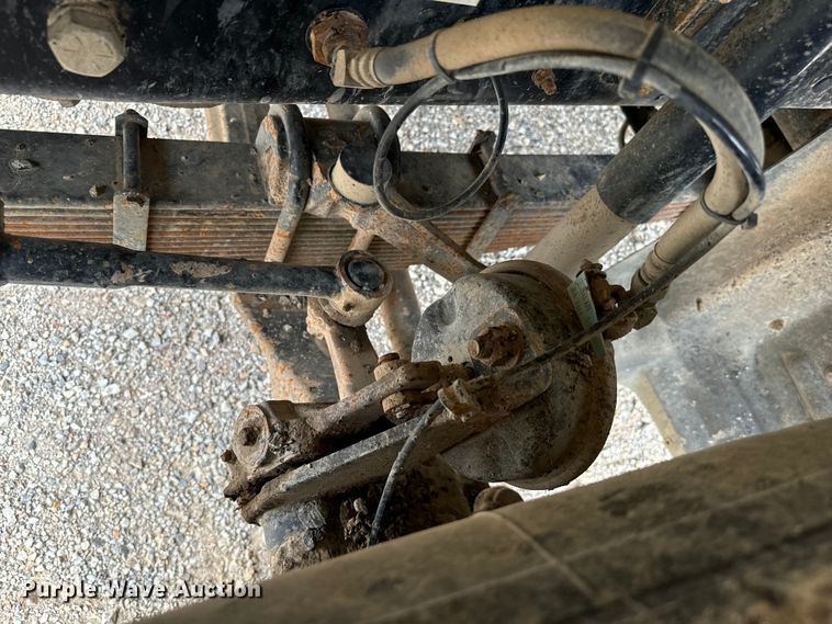 image for item NQ9759 2005 Mack CV713 dump truck