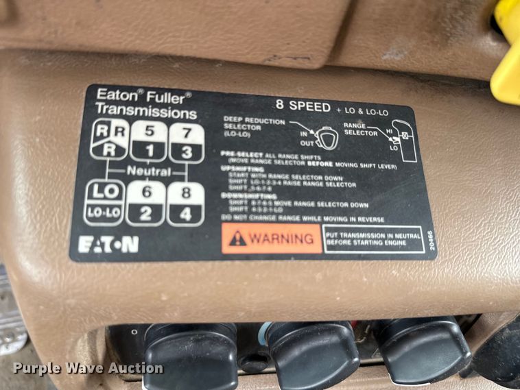 image for item NQ9759 2005 Mack CV713 dump truck