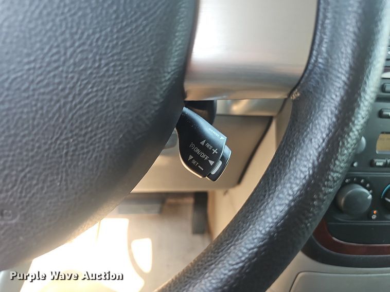 image for item NX9094 2008 Chevrolet Uplander LS van