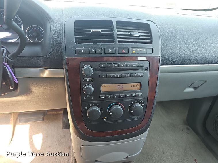 image for item NX9094 2008 Chevrolet Uplander LS van