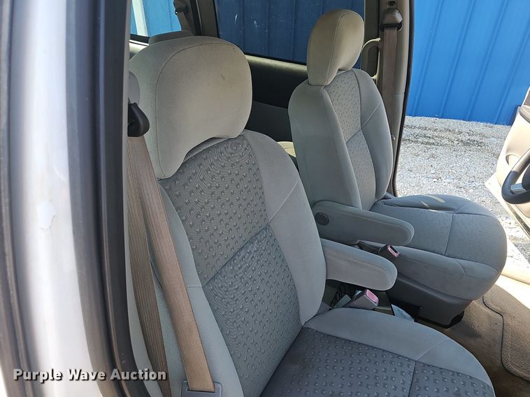 image for item NX9094 2008 Chevrolet Uplander LS van