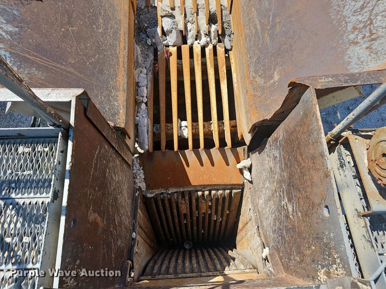 image for item NX9173 Pioneer jaw crusher