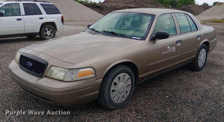 image for item NY9457 2006 Ford Crown Victoria Police Interceptor 