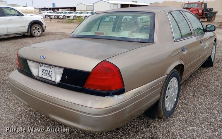 image for item NY9457 2006 Ford Crown Victoria Police Interceptor 