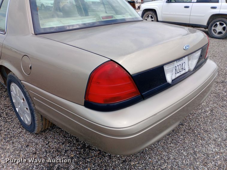 image for item NY9457 2006 Ford Crown Victoria Police Interceptor 