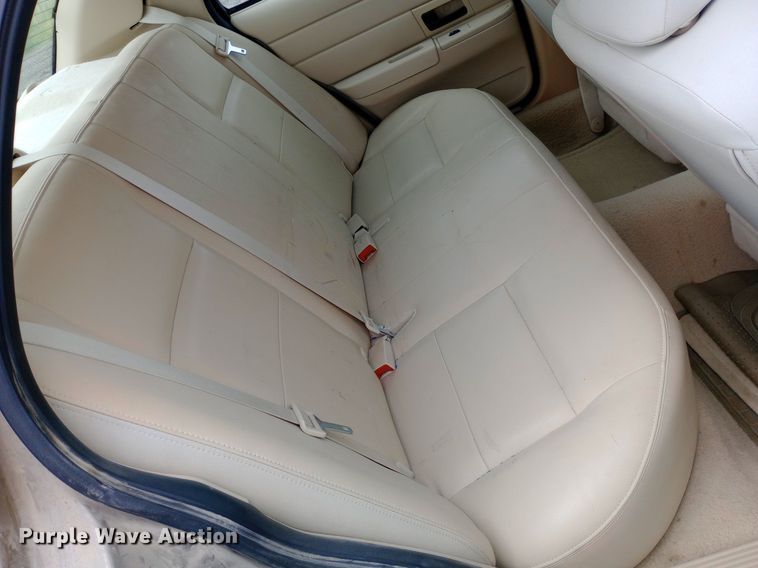 image for item NY9457 2006 Ford Crown Victoria Police Interceptor 