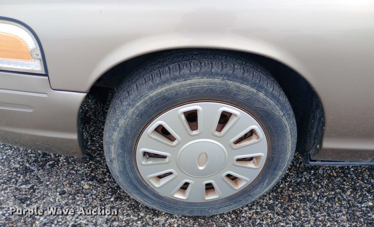 image for item NY9457 2006 Ford Crown Victoria Police Interceptor 