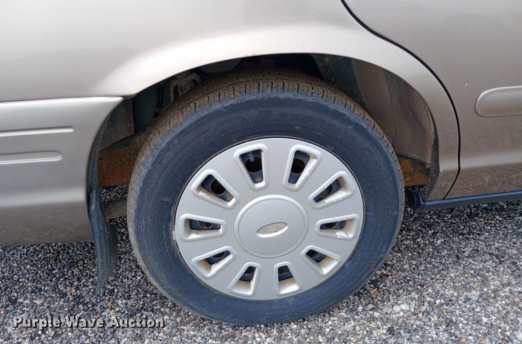 image for item NY9457 2006 Ford Crown Victoria Police Interceptor 