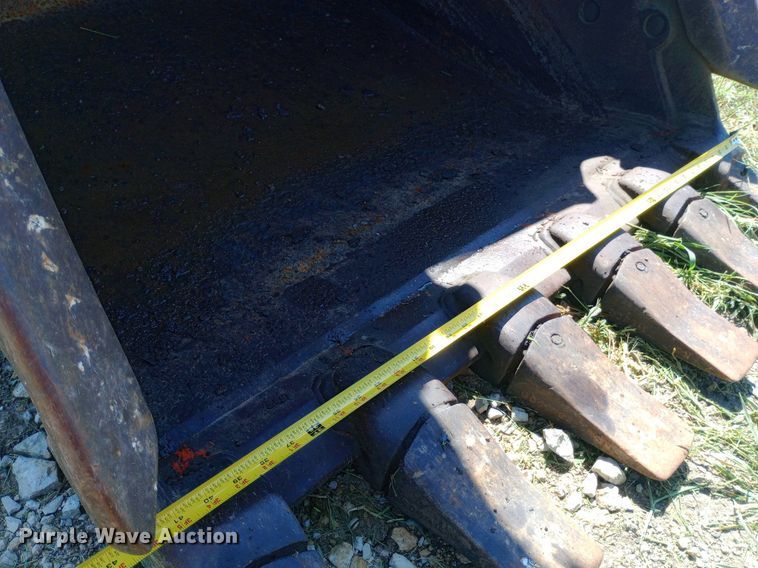 image for item NY9474 Badger Cruz-Air 1085C wheeled excavator