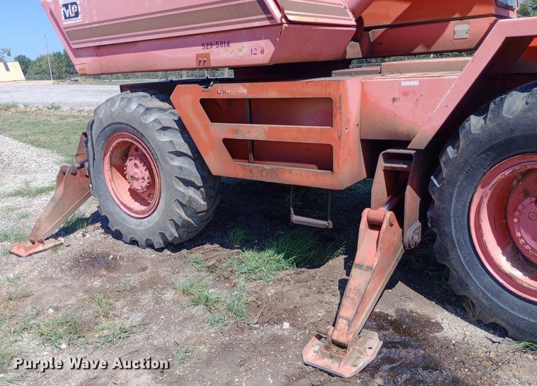 image for item NY9474 Badger Cruz-Air 1085C wheeled excavator