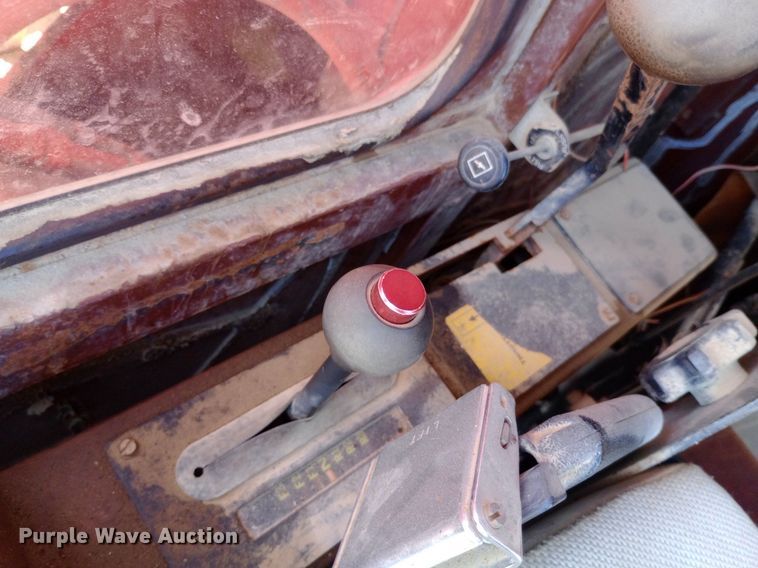 image for item NY9474 Badger Cruz-Air 1085C wheeled excavator