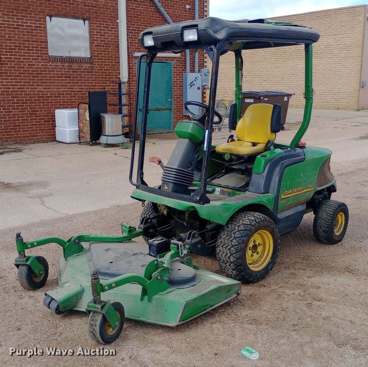 image for item NY9510 John Deere 1435 lawn mower