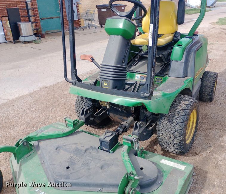 image for item NY9510 John Deere 1435 lawn mower