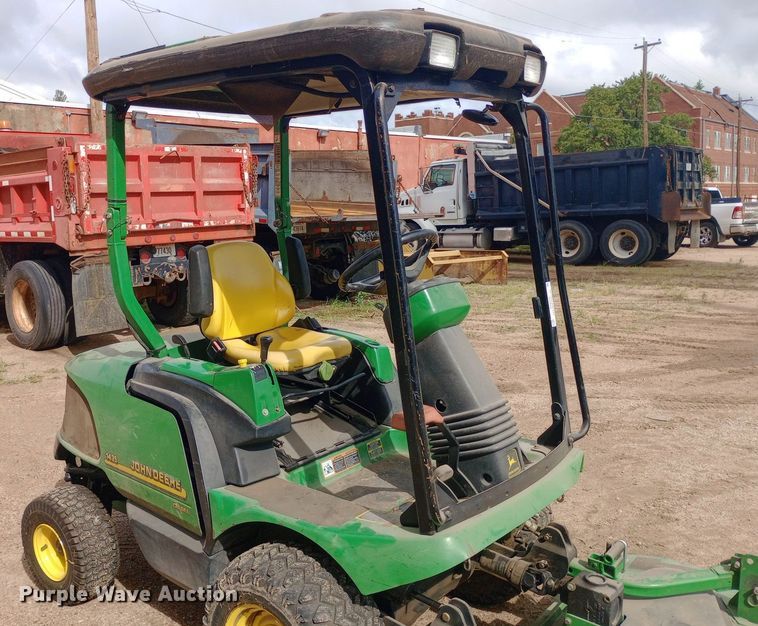 image for item NY9510 John Deere 1435 lawn mower