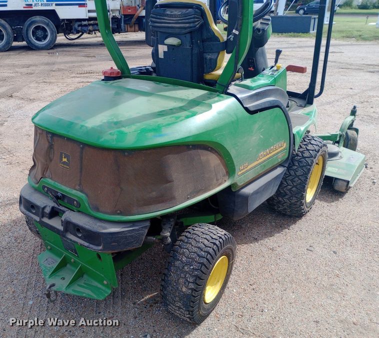 image for item NY9510 John Deere 1435 lawn mower
