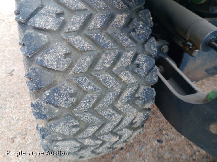 image for item NY9510 John Deere 1435 lawn mower