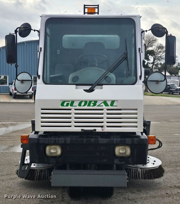 image for item OD9717 2017 Global M3 street sweeper
