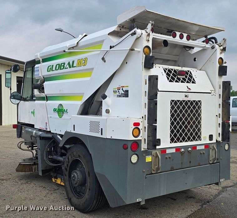 image for item OD9717 2017 Global M3 street sweeper