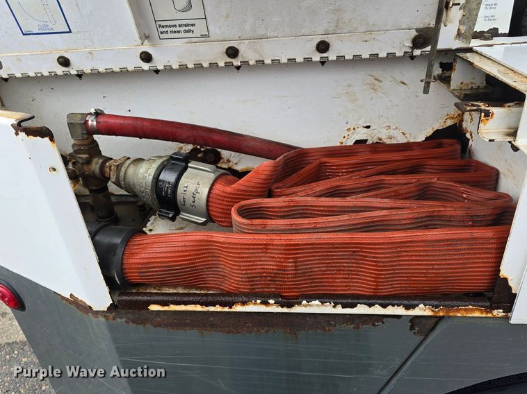 image for item OD9717 2017 Global M3 street sweeper