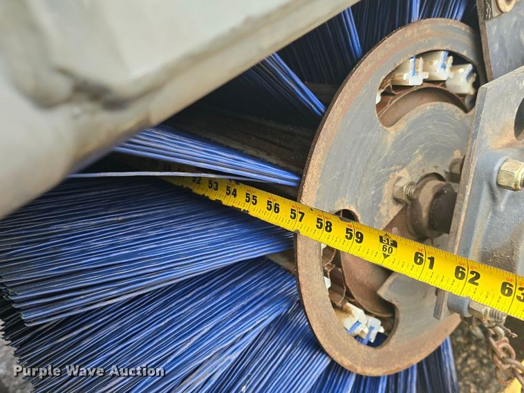 image for item OD9717 2017 Global M3 street sweeper