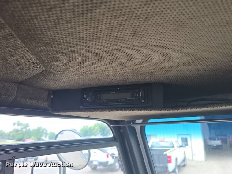 image for item OD9717 2017 Global M3 street sweeper