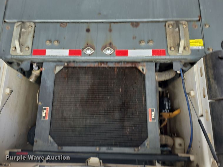 image for item OD9717 2017 Global M3 street sweeper