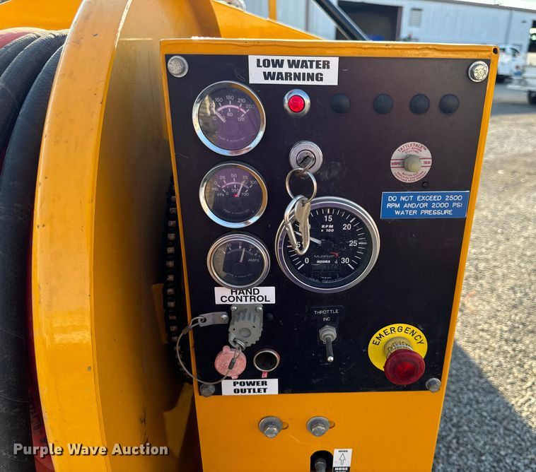 image for item OF9974 2009 O'Brien 7040-SC sewer jetter trailer