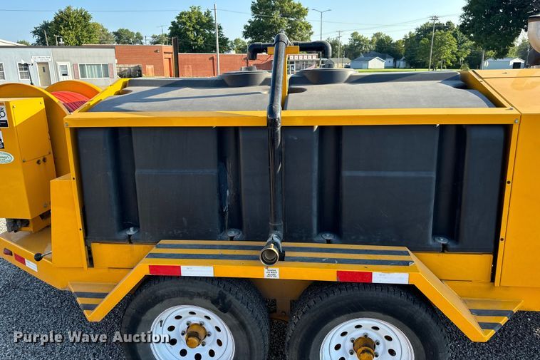 image for item OF9974 2009 O'Brien 7040-SC sewer jetter trailer