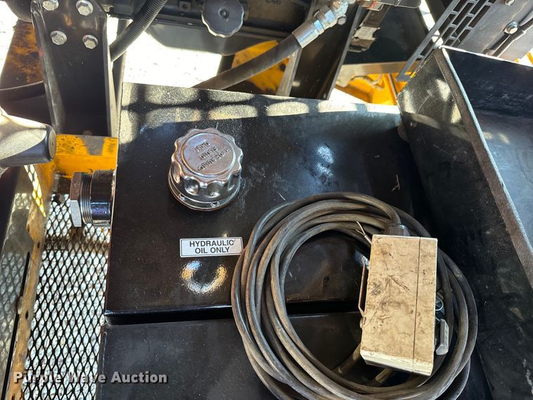 image for item OF9974 2009 O'Brien 7040-SC sewer jetter trailer