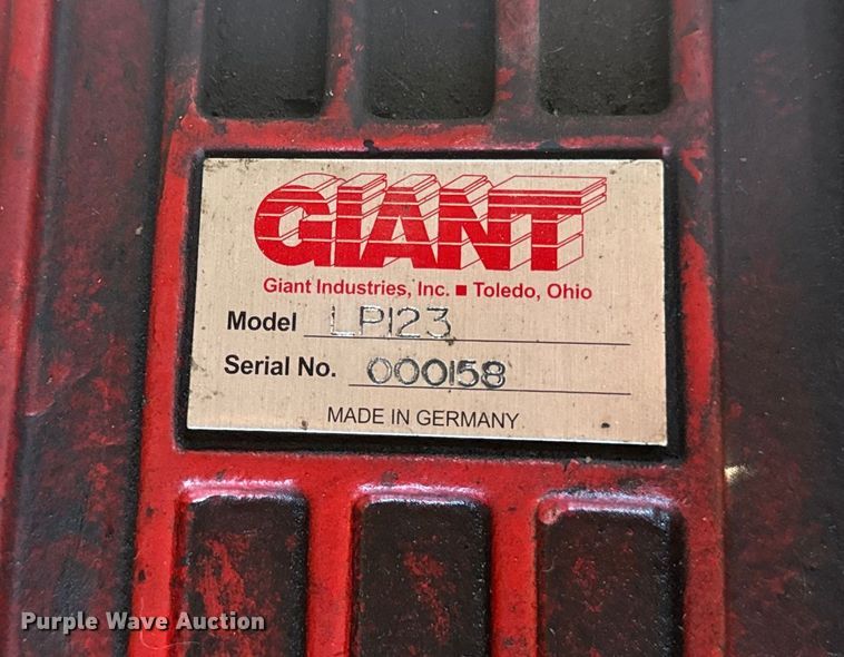 image for item OF9974 2009 O'Brien 7040-SC sewer jetter trailer