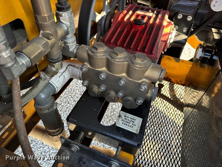 image for item OF9974 2009 O'Brien 7040-SC sewer jetter trailer