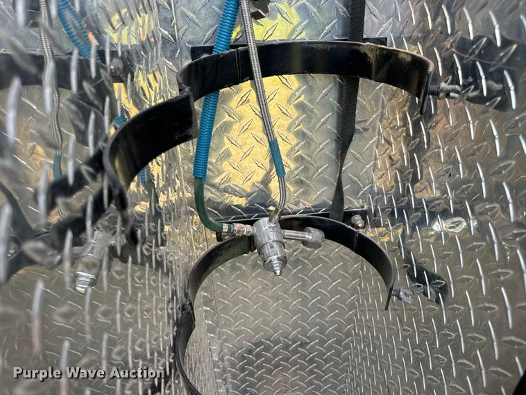 image for item OF9985 2006 Ford  E450 Super Duty ambulance