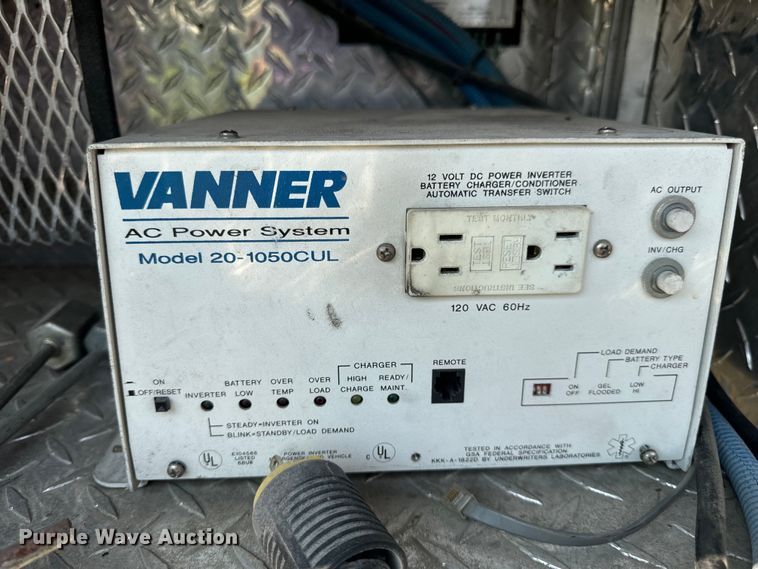 image for item OF9985 2006 Ford  E450 Super Duty ambulance