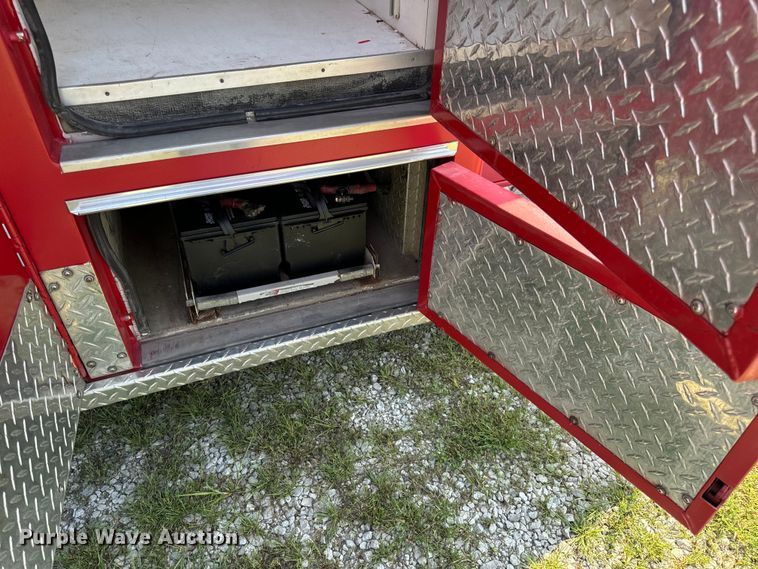 image for item OF9985 2006 Ford  E450 Super Duty ambulance